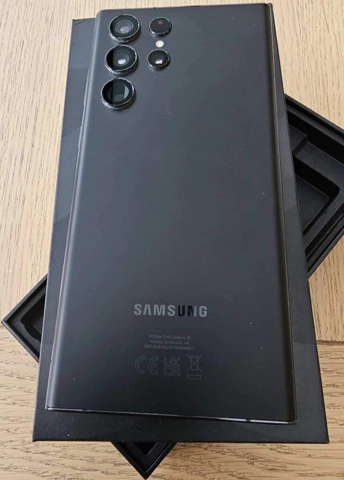 Samsung Galaxy S22 Ultra Phantom Black